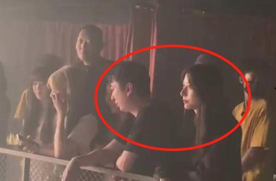 云南男网红吃瓜事件真相,揭秘背后真相与反思 第2张 云南男网红吃瓜事件真相,揭秘背后真相与反思 第2张